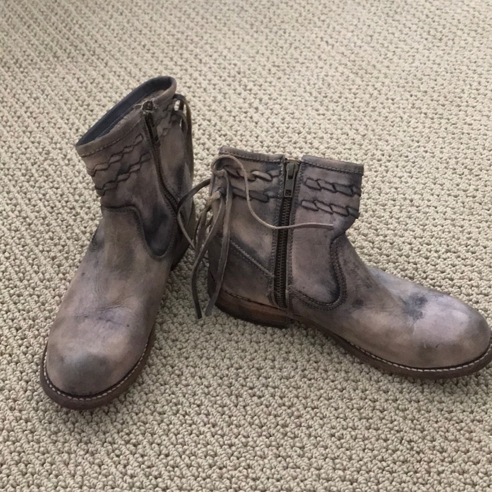 Bed Stu booties... worn twice